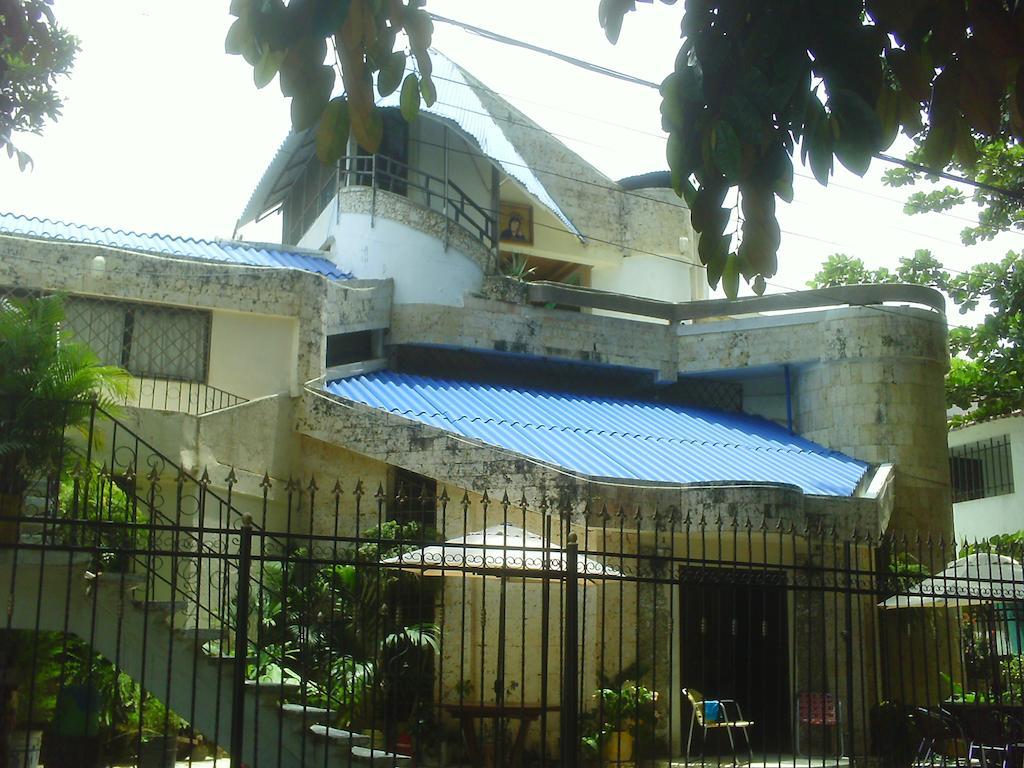 Vivienda Turistica El Castillo 伯里塔卡 外观 照片